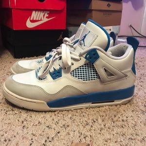 jordan retro 4